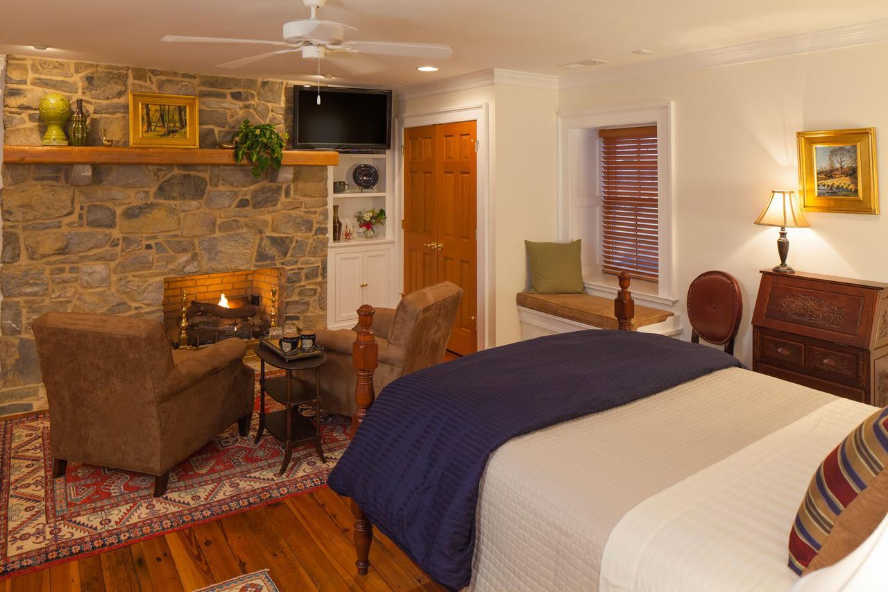 Hillbrook Inn & Spa (Adults Only) Charles Town Exterior foto
